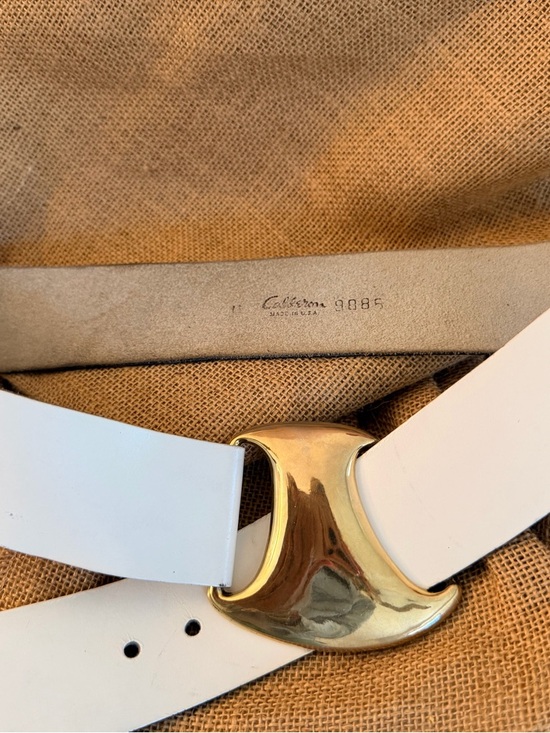 Vintage 80s Calderon USA Made White Leather  Belt Gold Buckle Size M GUC Blues main image 8